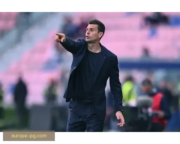 博洛尼亚正式宣布与莫塔续约 合同延长至2027年继续执掌球队